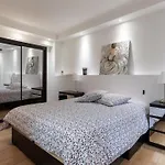 3-bedroom apartment Quai des Grands Augustins